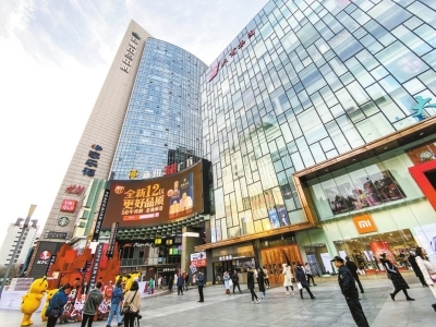 建業凱旋廣場開業，四巨頭激戰花園路商圈